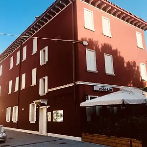 verificați disponibilitatea